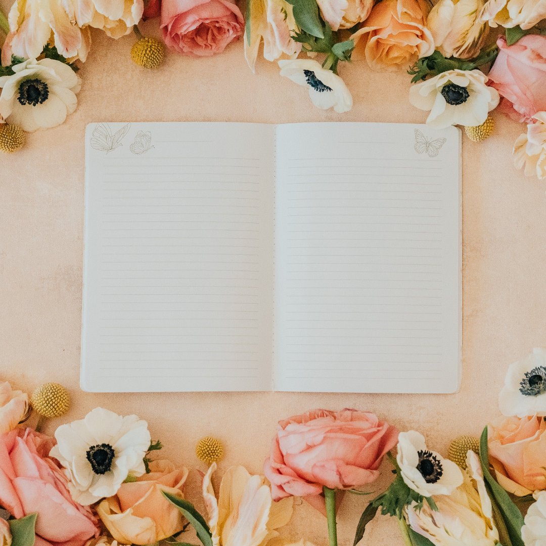 notebook, small notebook, thin, ponder, praise