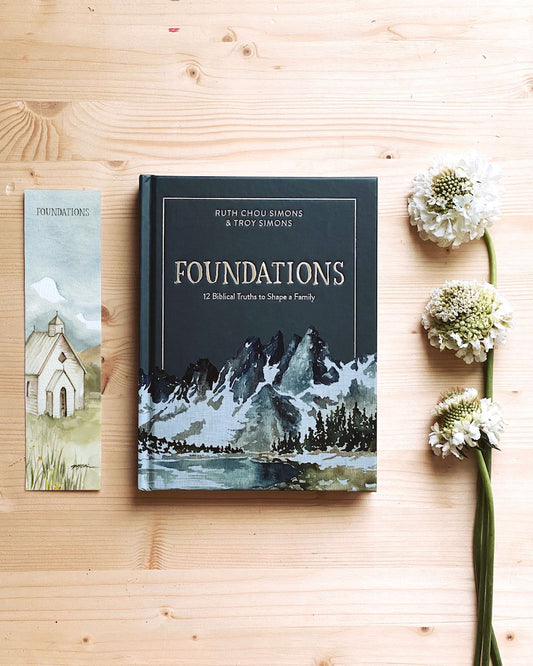 STUDIO SECONDS Foundations Book