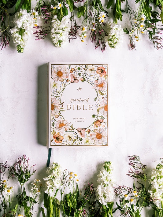 ESV GraceLaced Bible, Journaling Edition (Artwork by Ruth Chou Simons) (Hardcover)