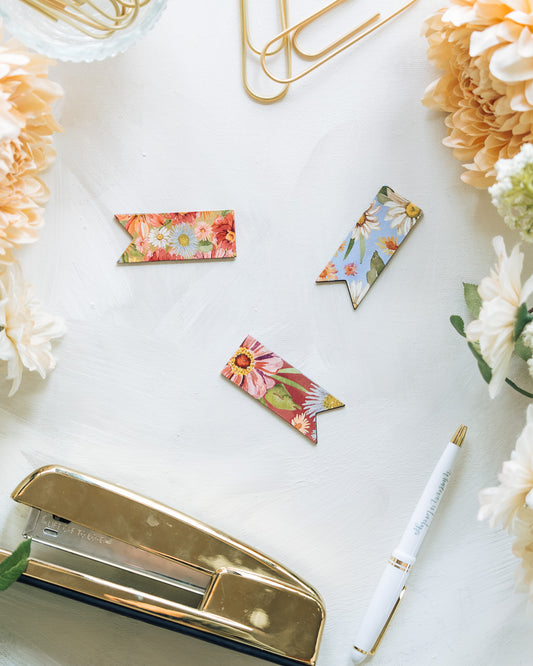 Daisy Magnetic Bookmark Set
