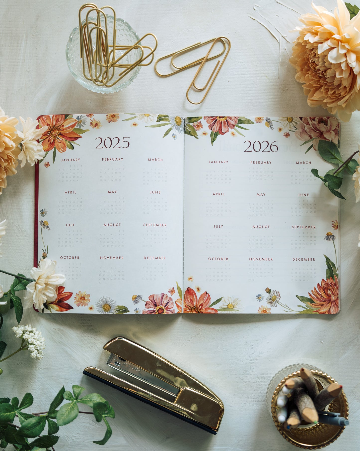 2025-2026 17-Month Planner