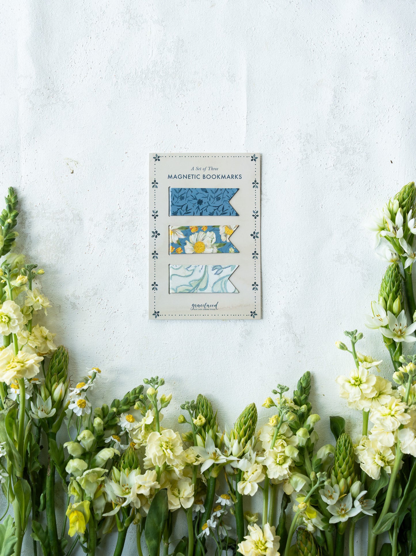 This Moment Matters Magnetic Bookmark Set